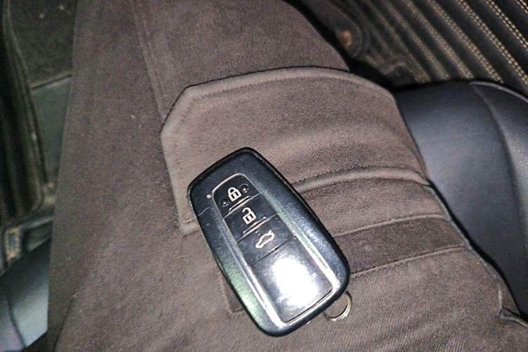 Used Toyota Camry 2018 2.0G Luxury Edition