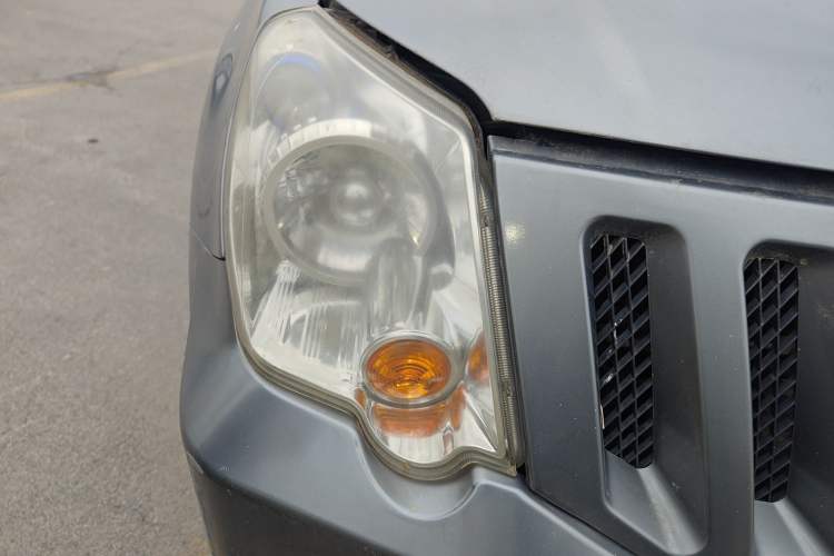 Used Foton Sapporo 2011 2.8T Conqueror Z7
