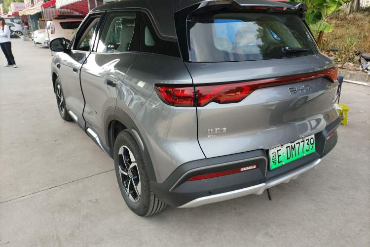 Used BYD Yuan UP 2025 Intelligent Driving Version 401 km Leading Edition