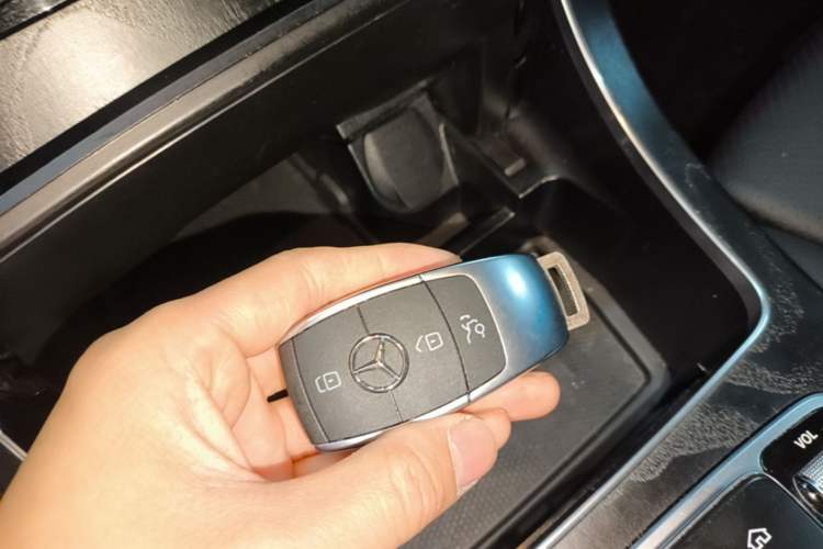 Used Mercedes-Benz C-Class 2021 C 200 L Fashion Edition Sport Version Vehicle Key