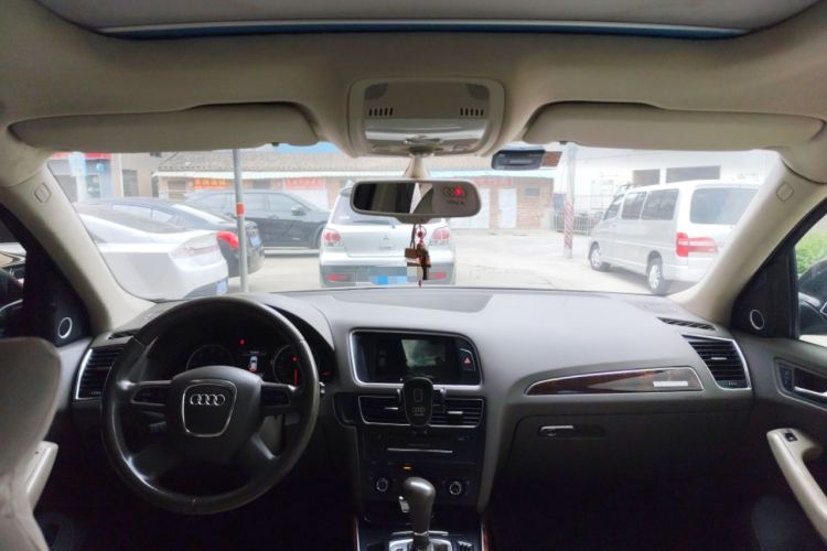 Used Audi Q5 2011 2.0TFSI Comfort Version
