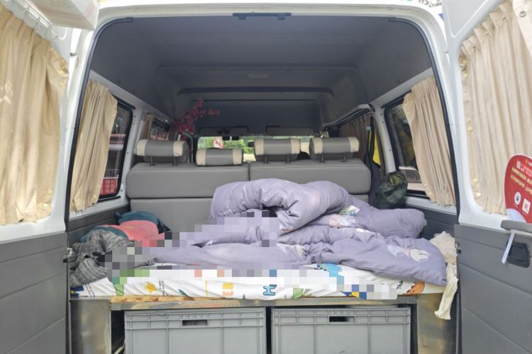 Used Ford Classic Transit 2016 2.8T Diesel Short-Wheelbase 6-Seater Mid-Roof Multifunction Vehicle JX493ZLQ4
