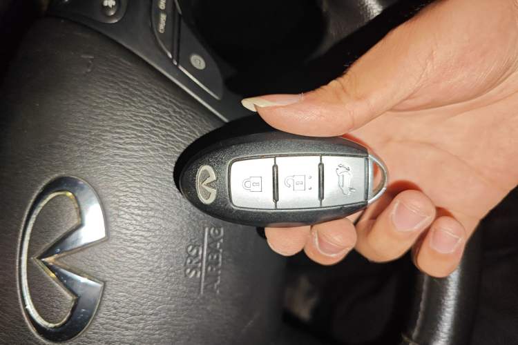 Used Infiniti JX 2013 JX35 4x4 All-Terrain Edition Vehicle Key