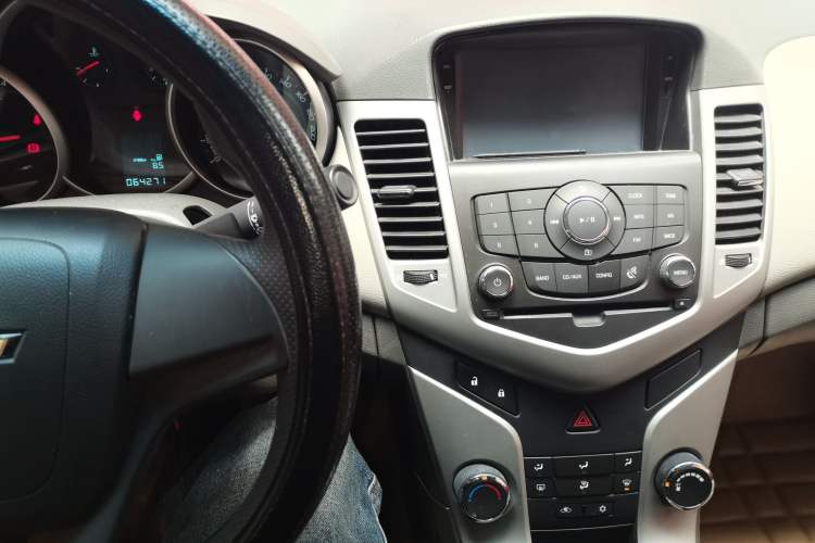 Used Chevrolet Cruze 2012 1.6L SL MT