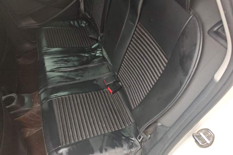 Used Volkswagen Polo 2016 1.4L Manual Fashion Model
