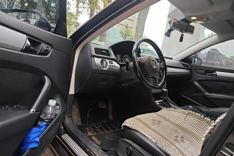 Used Volkswagen Passat 2013 2.0 TSI DSG Prestige Edition Driver Seat