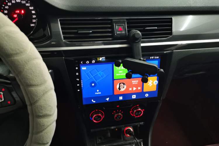 Used Volkswagen C-TREK 2017 230TSI Manual Comfort Version