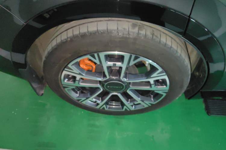 Used Lynk & Co 900 2025 2.0T Ultra