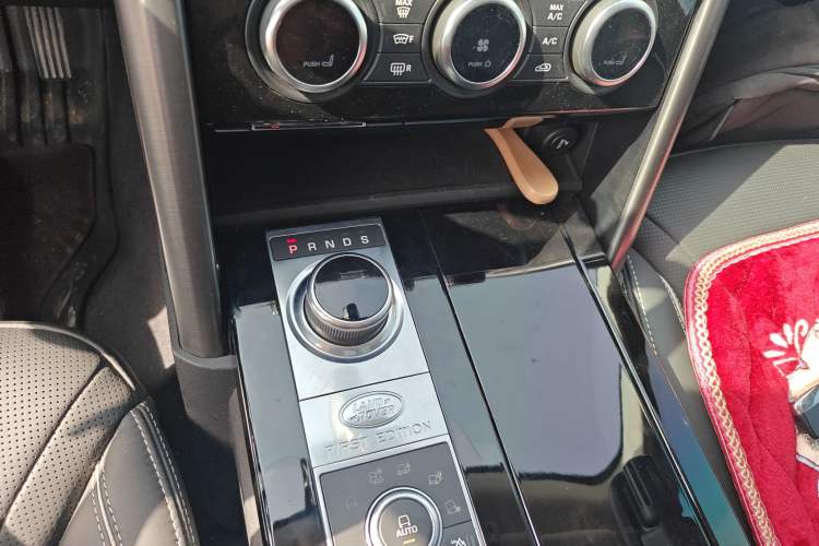 Used Land Rover Discovery 2017 3.0 SC V6 First Edition Limited Edition
