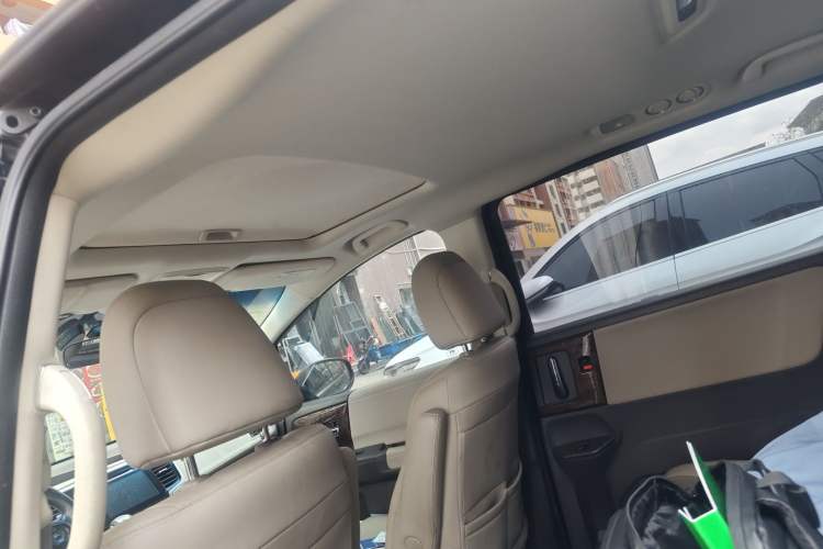 Used Honda Odyssey 2015 Updated Version 2.4L Smart Edition