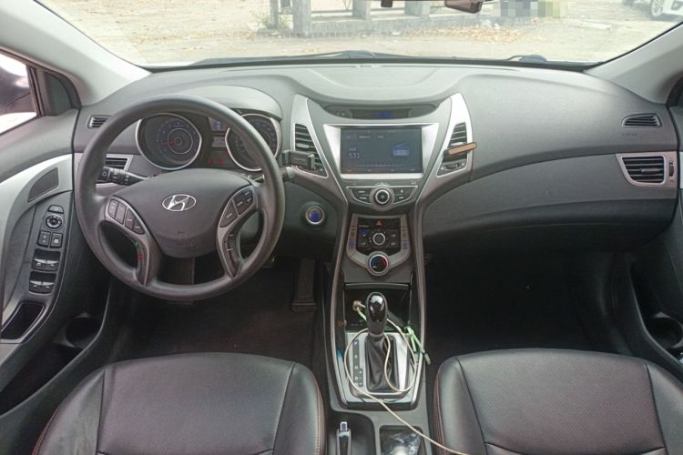 Used Hyundai Elantra (5th Generation / Langdong) 2016 1.6L Automatic Prestige Model
