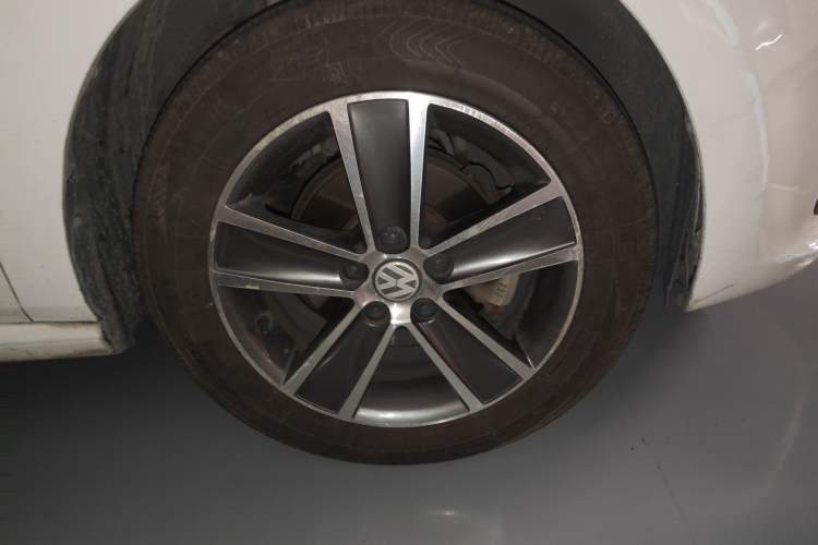 Used Volkswagen Polo 2016 1.6L Automatic Comfort Model