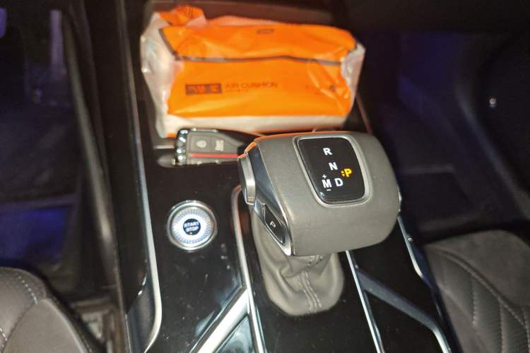 Used Hongqi HS5 2022 2.0T Smart Connect Flagship All-Wheel-Drive Version
