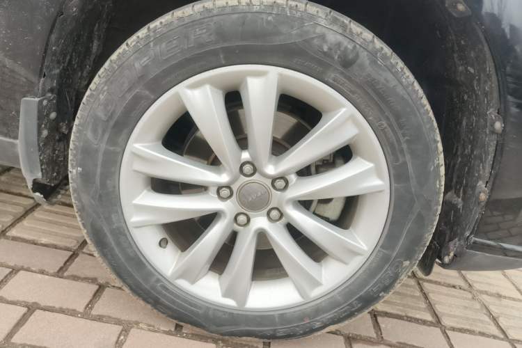 Used Haval H2 2016 Red-Label 1.5T Manual Two-Wheel Drive Luxury Model
