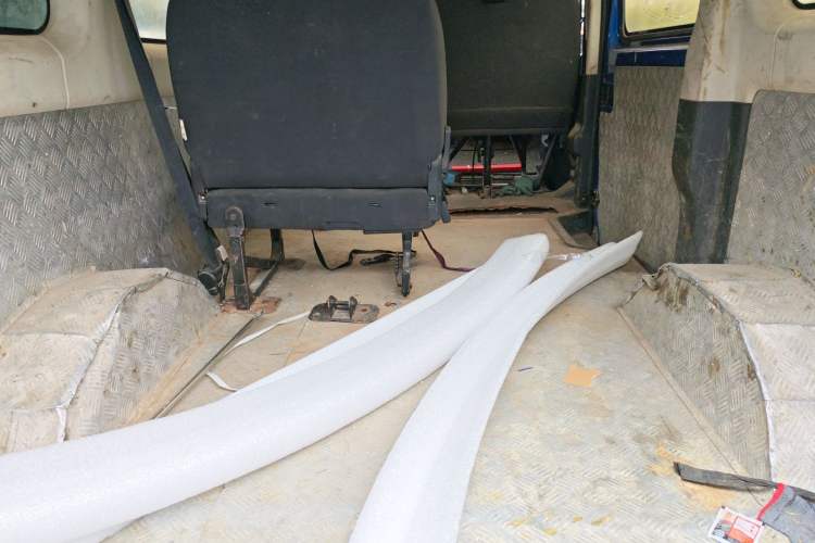 Used Iveco Eurocargo 2018 2.3T Short-Wheelbase Low-Roof Multi-Purpose Van with Side Sliding Door F1A