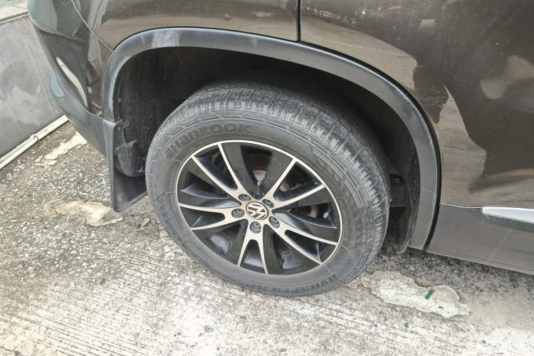 Used Volkswagen Tiguan 2015 1.8TSI Automatic Two-Wheel Drive Luxury Model Right Rear Wheel Hub