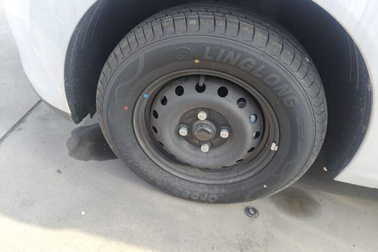 Used Wuling Hongguang New Energy 2025 Extended-Range Hybrid 50 km Standard Version