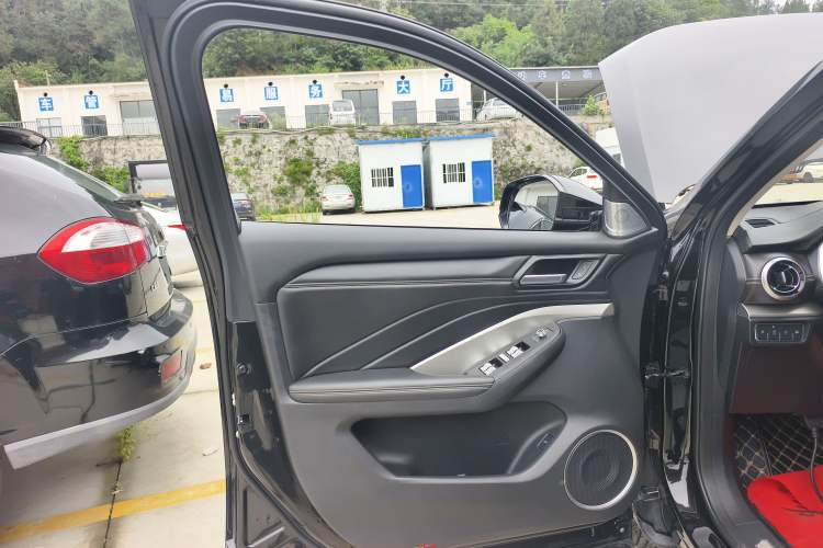 Used Wey VV6 2020 2.0T Four-Wheel Drive Zhiyu+