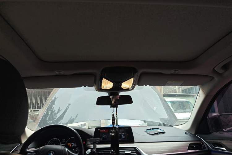 Used BMW 5 Series New Energy 2019 Updated Version 530Le Luxury Package Headliner