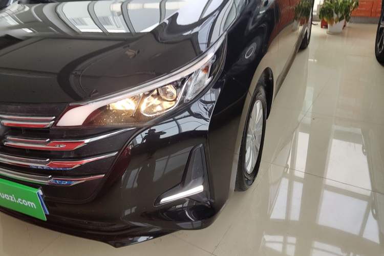 Used GAC Trumpchi M6 2021 270T DCT Luxury Edition (7 Seats) Left Front Headlight