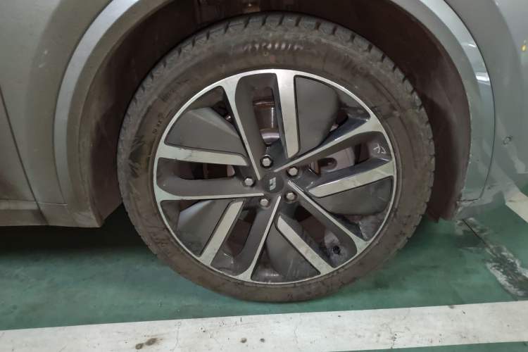 Used Li Auto L9 2023 Pro Model
