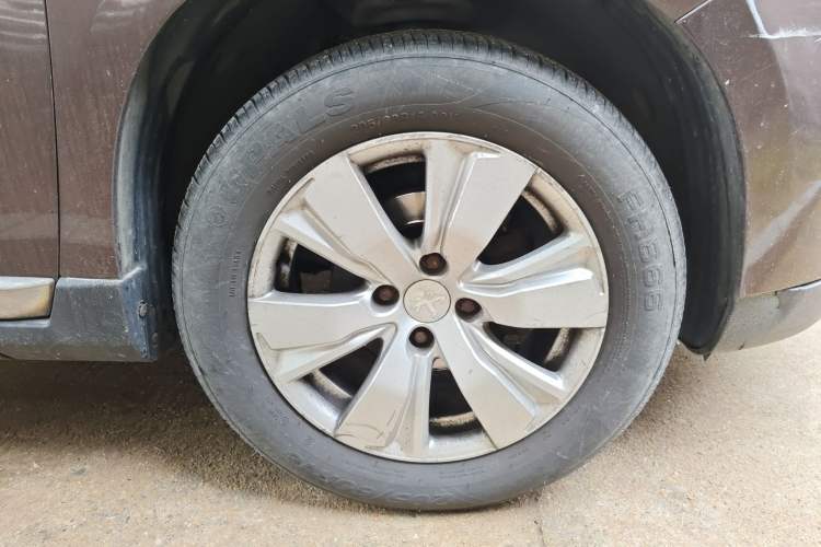 Used Peugeot 2008 2014 1.6L Automatic Fashion Edition
