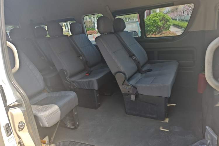 Used Foton Scenic G9 2016 2.4L Commercial Version Long Wheelbase 4G69