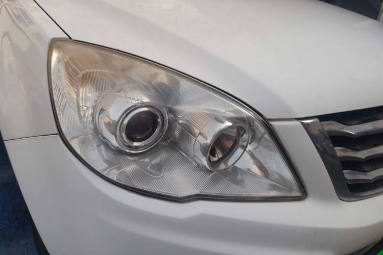 Used Haval H6 2013 Upgraded Model 2.4L Automatic Two-Wheel Drive Elite Version