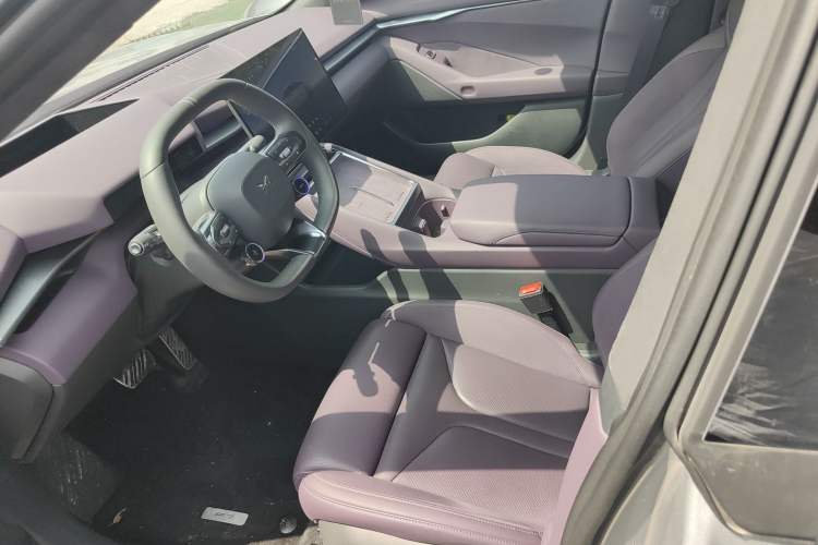 Used XPeng P7 2025 Model—702 Long Range Ultra