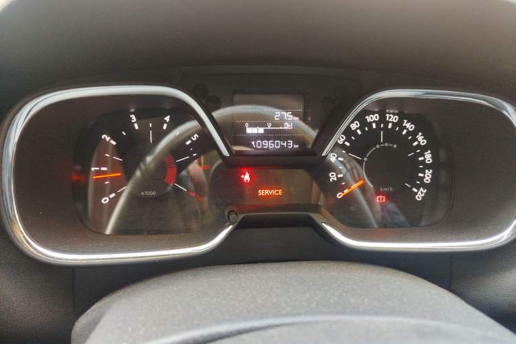 Used Citroen C4 Sega 2016 1.6L Manual Comfort Model Instrument Cluster