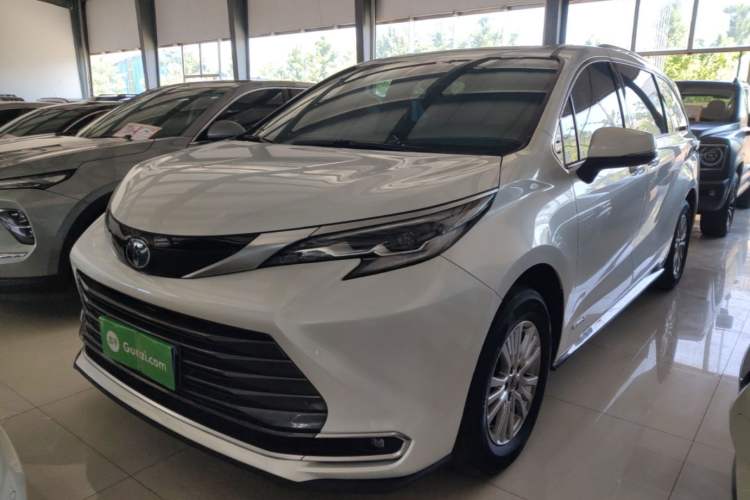 Used Toyota SIENNA 2021 2.5L Hybrid Premium Edition