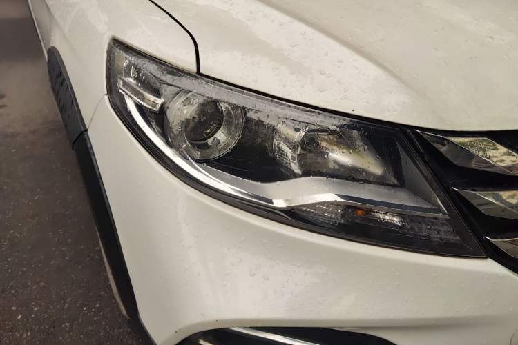 Used Dongfeng Aeolus AX3 2019 1.6L Manual Enjoyment Edition
