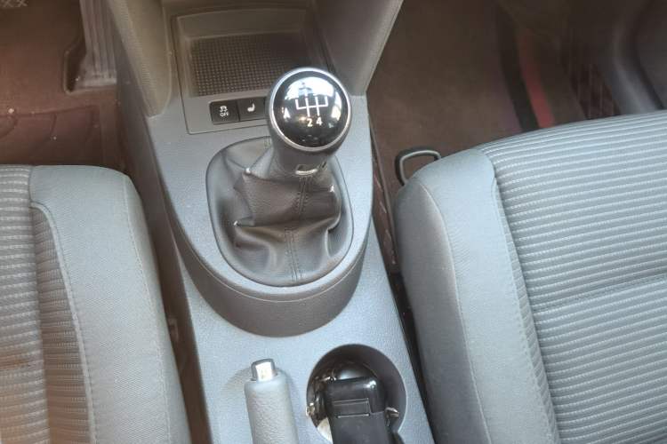 Used Volkswagen Touran 2015 1.4T Manual Fashion Edition 5-Seater