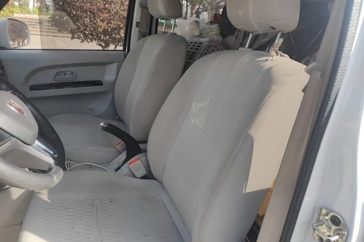 Used Jinbei New Hiace X30L 2024 Wealth Edition Passenger Van 5/6/7 Seater Front-Mounted Air Conditioning