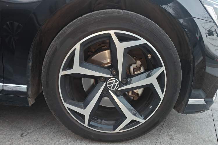 Used Volkswagen Magotan 2023 2 Million Units Commemorative Edition 330TSI DSG Luxury Version