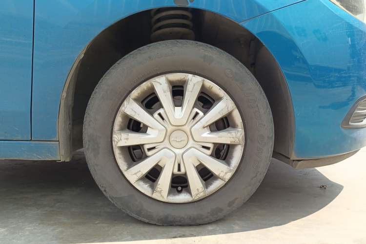 Used Chevrolet Lova RV 2016 1.5L Automatic Comfort Edition