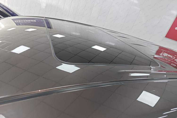 Used Buick GL8 2023 Facelifted Land Cruiser Executive Luxury Version