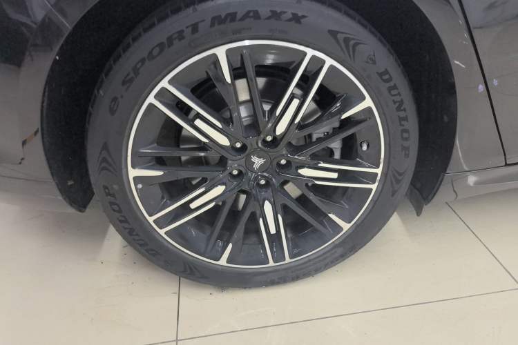 Used NETA S 2024 Pure Electric 520km Rear-Drive AR-HUD Version Exterior 5