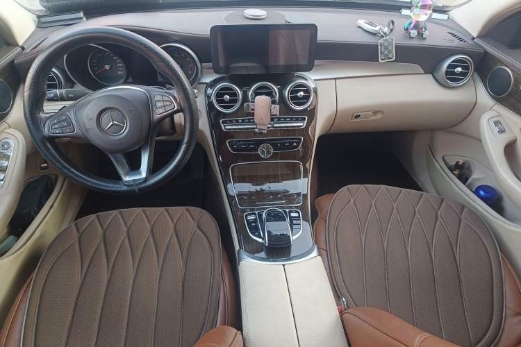 Used Mercedes-Benz C-Class 2015 Facelift C 200 L