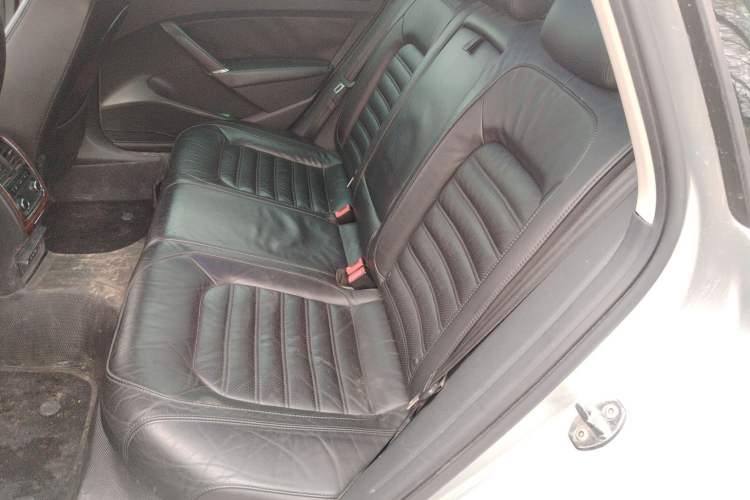 Used Volkswagen Passat 2011 2.0 TSI DSG Premium Edition
