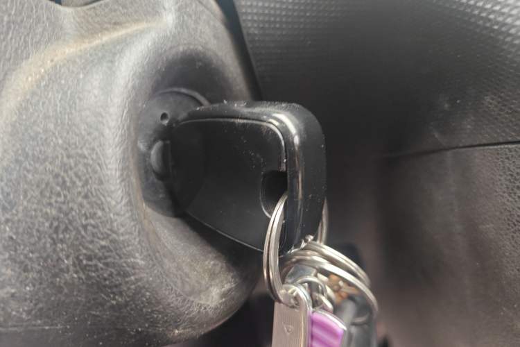 Used Peugeot 207 2011 Sedan 1.4L Manual Yule Edition Vehicle Key