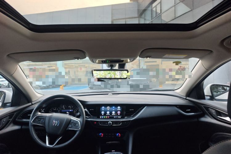 Used Buick Regal 2024 25T Deluxe Edition Headliner