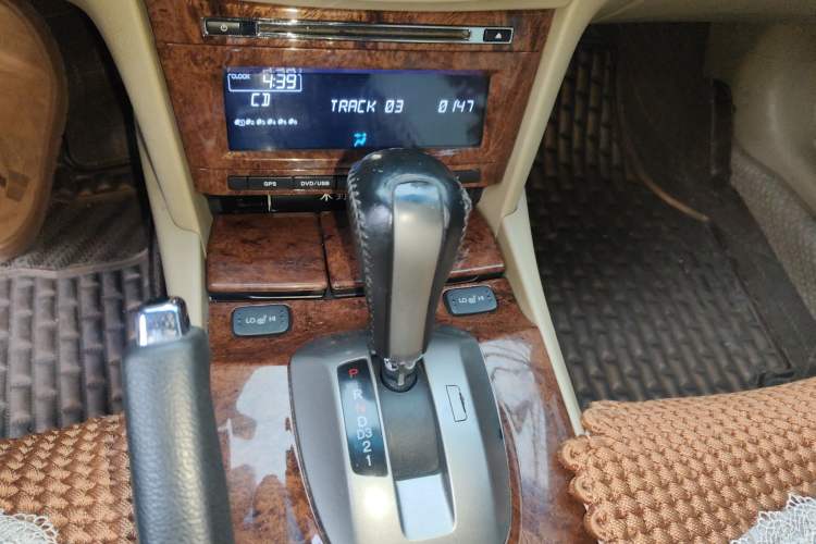 Used Honda Accord 2011 2.0L EX Gear Lever