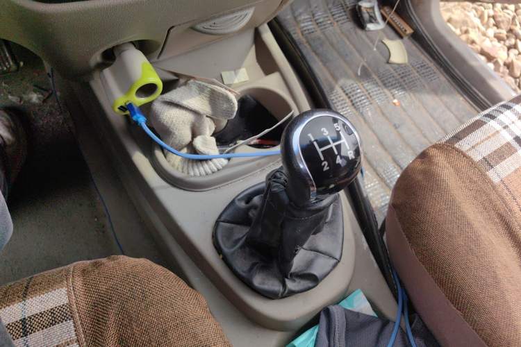 Used Wuling Hongguang 2010 1.2L Standard Version China IV Gear Lever