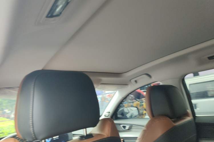 Used Chery Tiggo 8 PLUS 2022 290TGDI DCT Luxury Edition+ Headliner