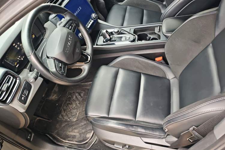 Used Lynk & Co 03 2022 2.0TD DCT GenioPlus