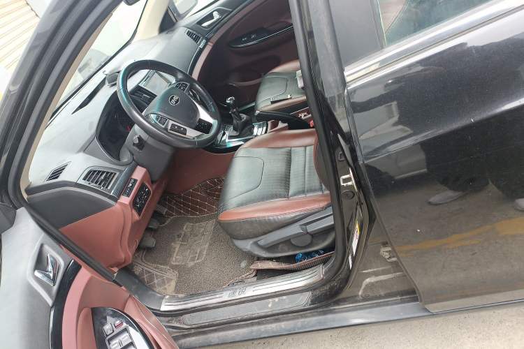 Used BYD Surui 2015 1.5L Manual Luxury Model
