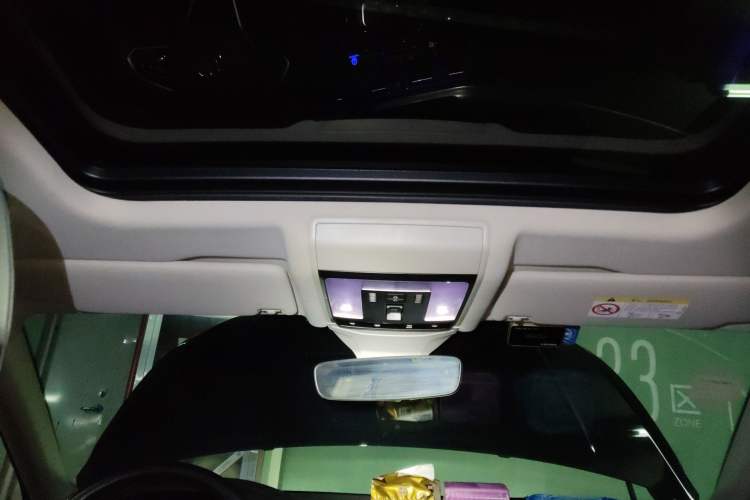 Used Volkswagen Passat 2023 Facelift 330TSI Luxury Edition
