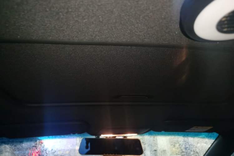 Used Chevrolet Monza 2019 RS 330T Automatic Comfort Edition China VI Standard Headliner