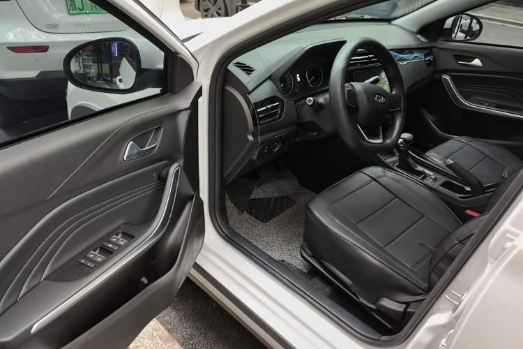 Used Chery Tiggo 3X 2024 1.5L CVT Excellence Edition Driver Seat